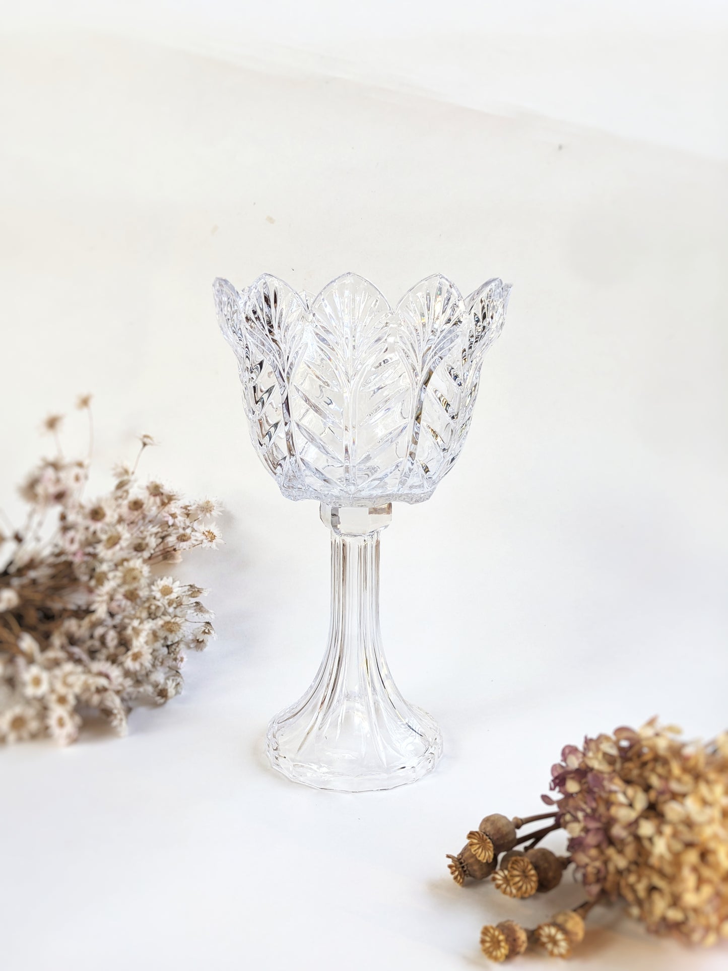 Leaf Pattern Crystal Pedestal Bowl